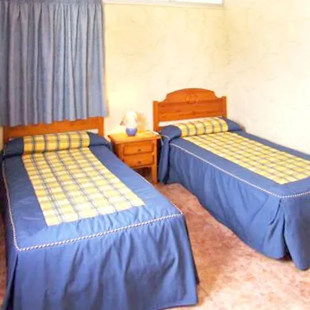 2 Bedrooms Appartement With Shared Pool Enclosed Garden And Wifi At Arona Tenerife דירה *